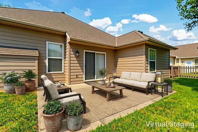 3102 CRABAPPLE LN, Columbia, MO 65203