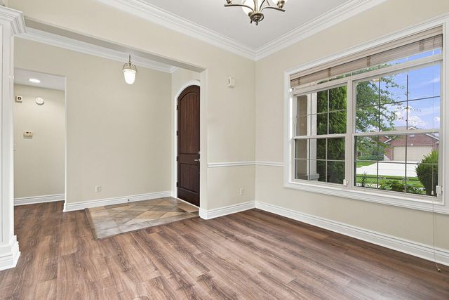3102 CRABAPPLE LN, Columbia, MO 65203