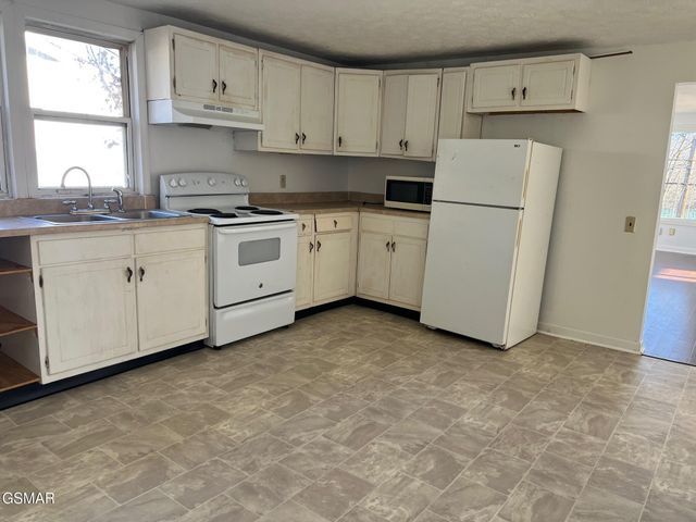 309 Watterson Street, Rogersville, TN 37857