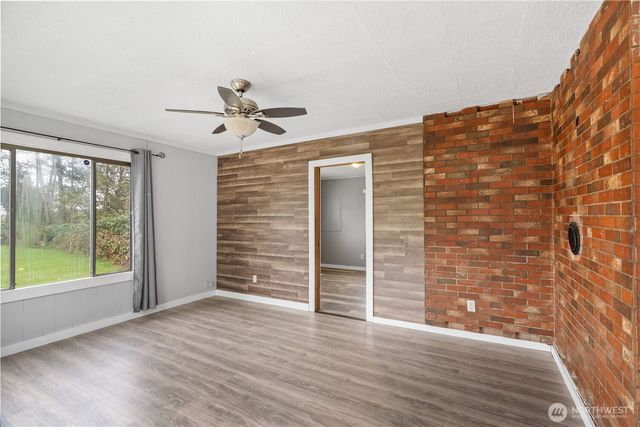 2405 First Street, Cosmopolis, WA 98537