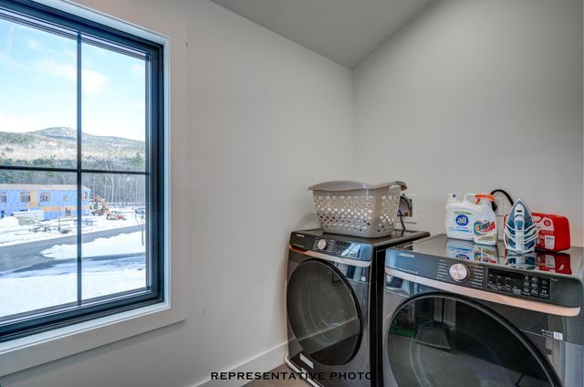 21 Hidden Glade Drive, Bartlett, NH 03845