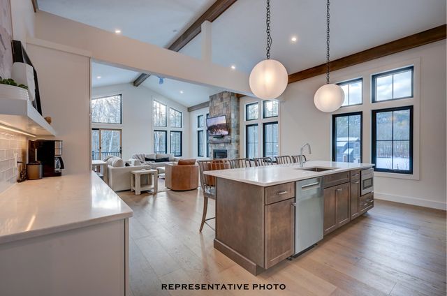 21 Hidden Glade Drive, Bartlett, NH 03845