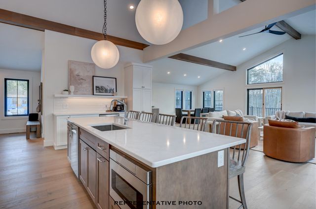 21 Hidden Glade Drive, Bartlett, NH 03845