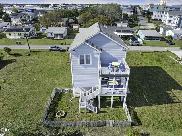 111 Hanby Avenue, Carolina Beach, NC 28428