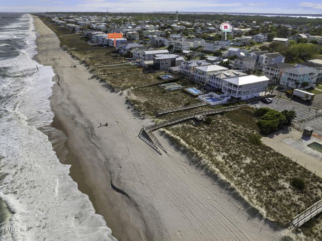 111 Hanby Avenue, Carolina Beach, NC 28428