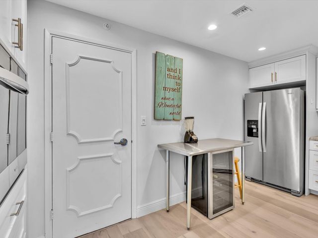3300 NE 36th Street 1016, Fort Lauderdale, FL 33308