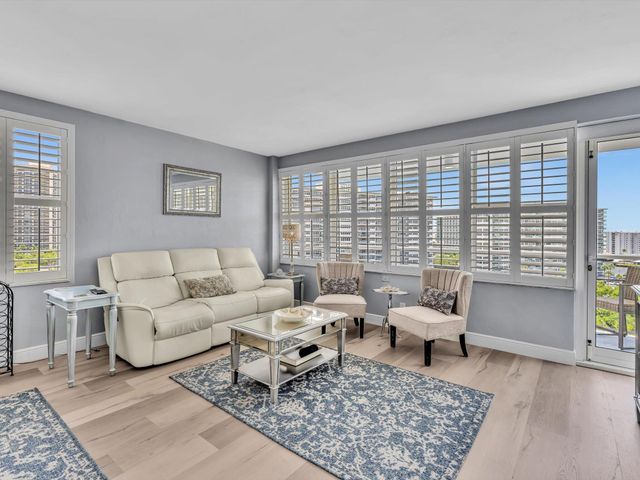 3300 NE 36th Street 1016, Fort Lauderdale, FL 33308