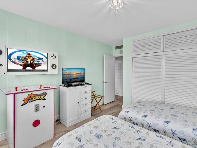 3300 NE 36th Street 1016, Fort Lauderdale, FL 33308