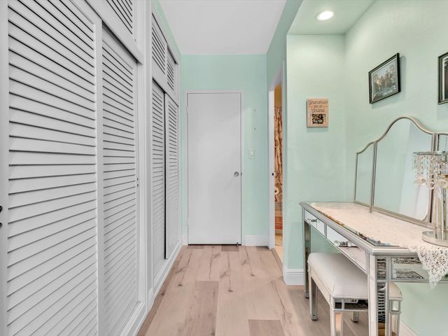 3300 NE 36th Street 1016, Fort Lauderdale, FL 33308