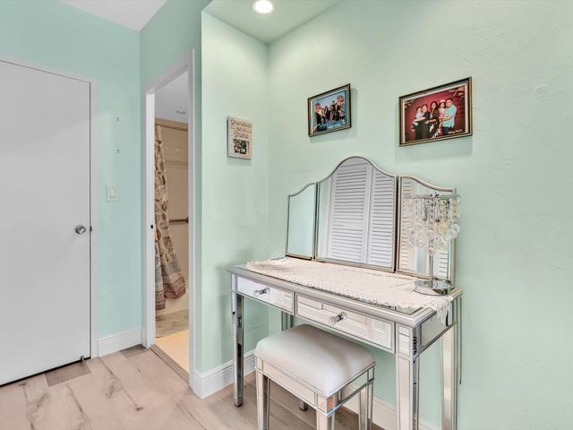 3300 NE 36th Street 1016, Fort Lauderdale, FL 33308
