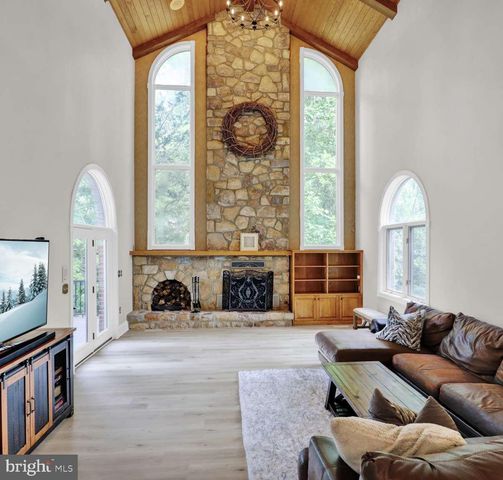 161 HECKMAN RD, Temple, PA 19560
