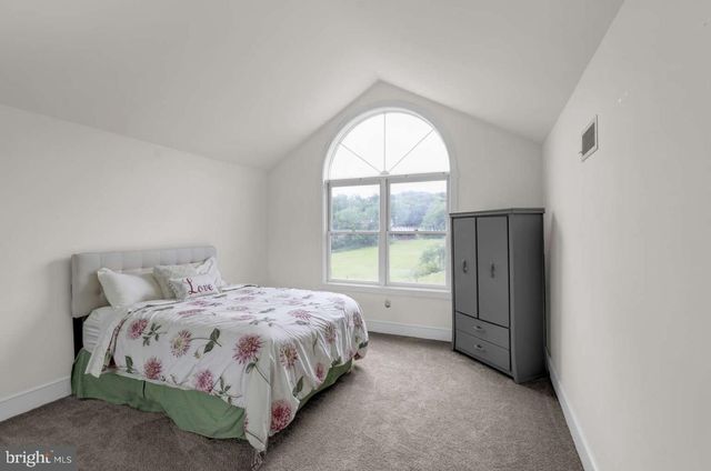 161 HECKMAN RD, Temple, PA 19560