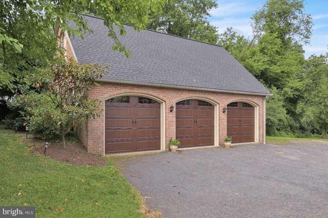 161 HECKMAN RD, Temple, PA 19560