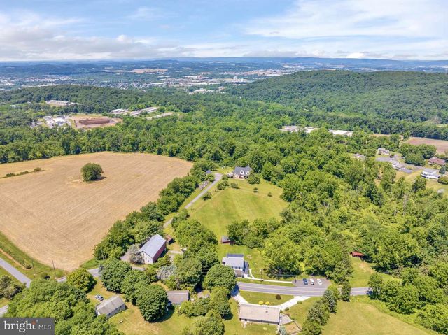 161 HECKMAN RD, Temple, PA 19560