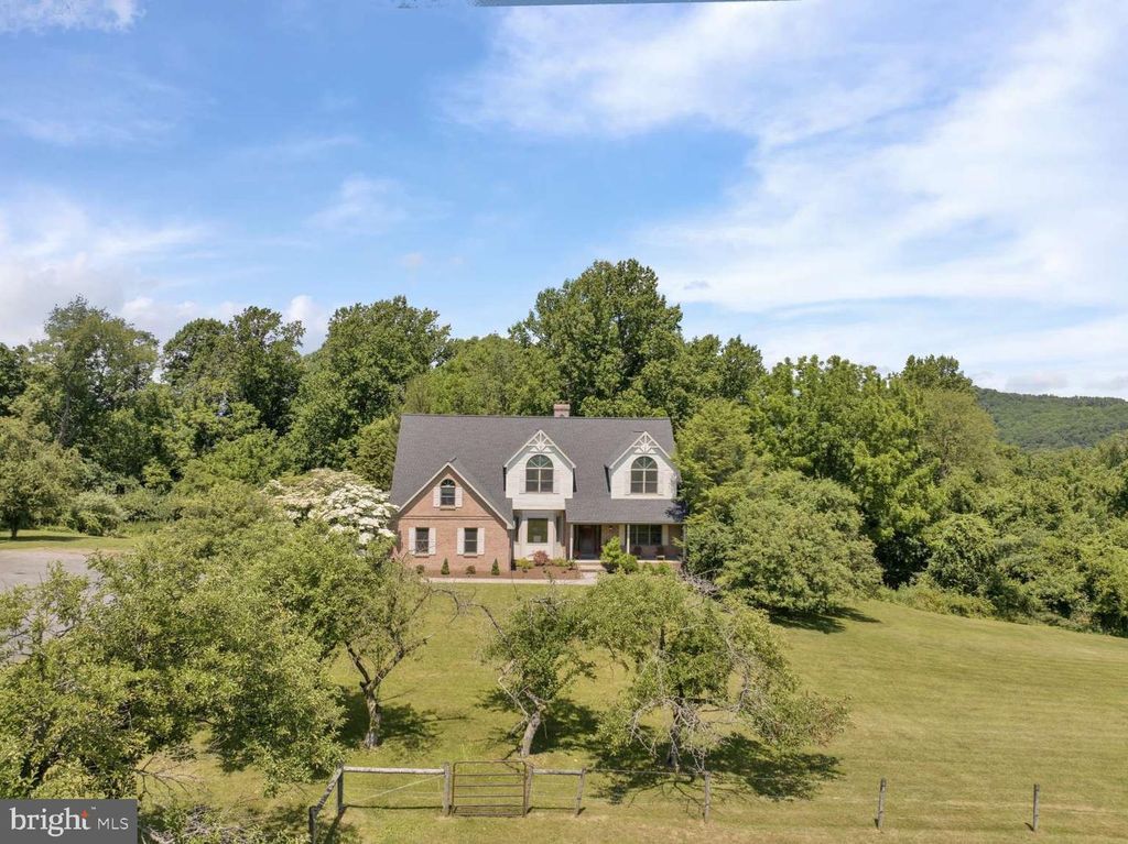 161 HECKMAN RD, Temple, PA 19560