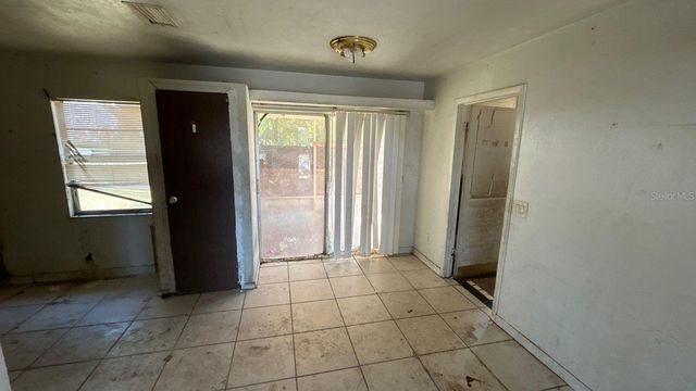 921 NW 60TH AVENUE, Ocala, FL 34482