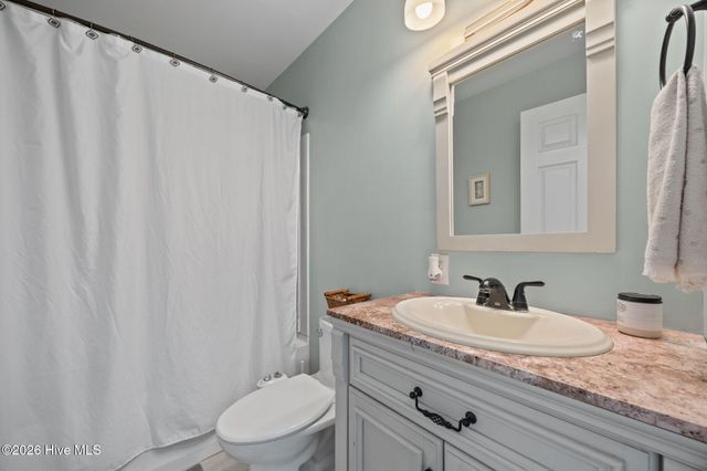 598 Ellis Cove Road, Belhaven, NC 27810