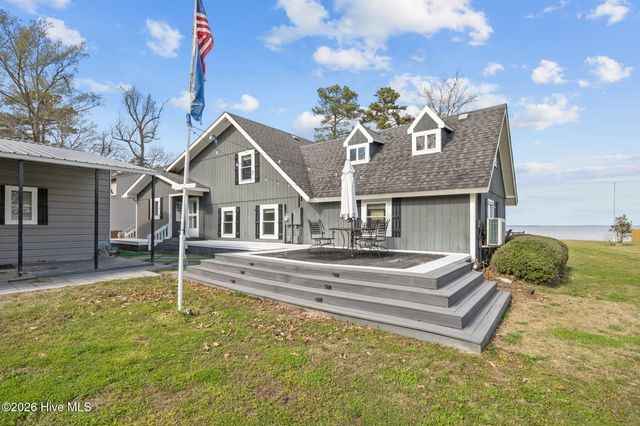 598 Ellis Cove Road, Belhaven, NC 27810