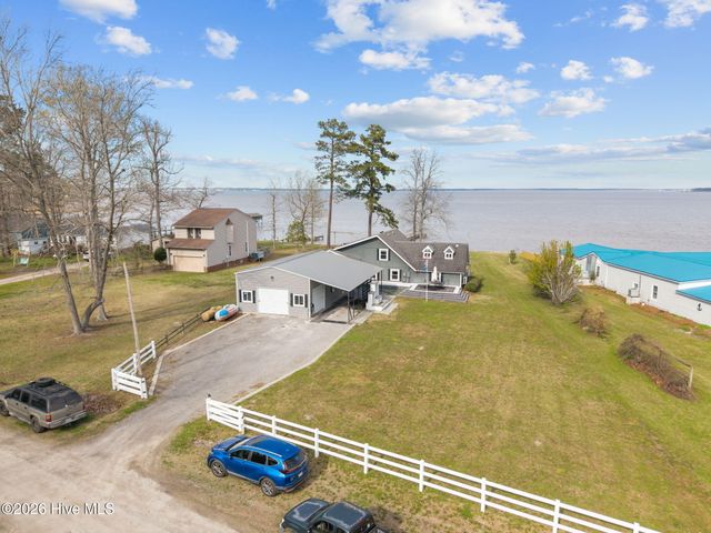 598 Ellis Cove Road, Belhaven, NC 27810