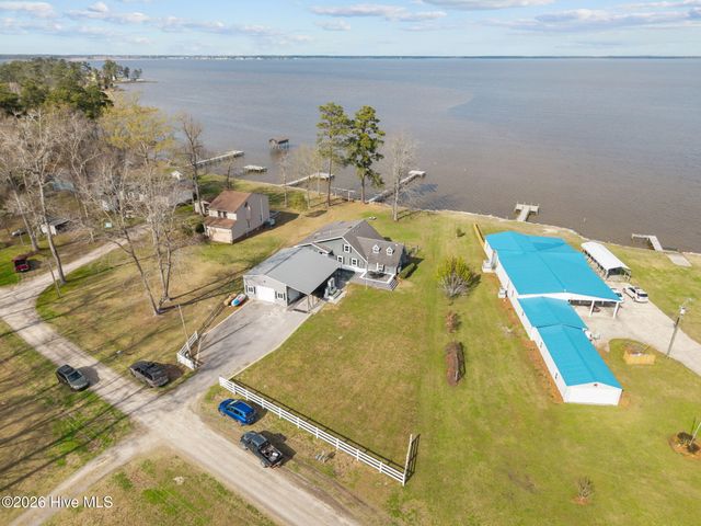 598 Ellis Cove Road, Belhaven, NC 27810