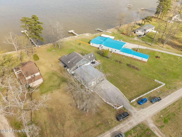 598 Ellis Cove Road, Belhaven, NC 27810