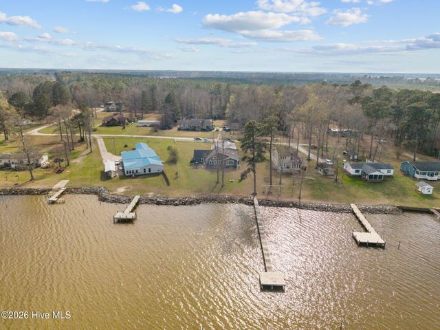 598 Ellis Cove Road, Belhaven, NC 27810