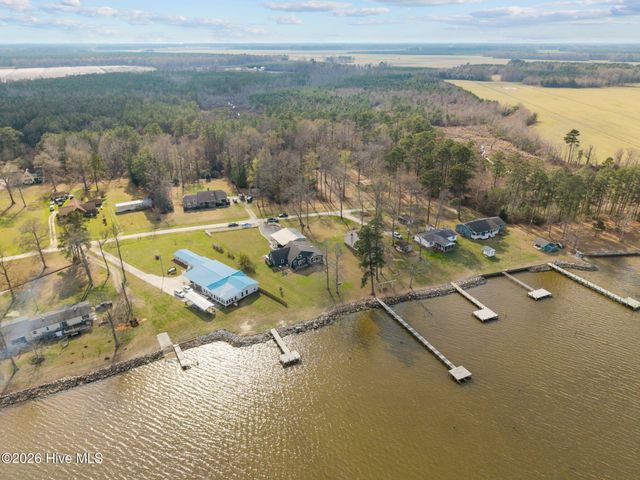 598 Ellis Cove Road, Belhaven, NC 27810