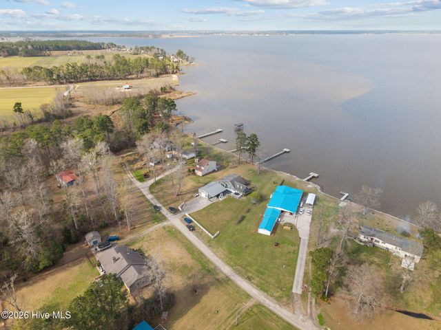 598 Ellis Cove Road, Belhaven, NC 27810