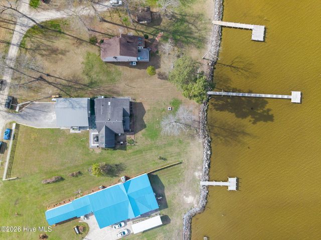 598 Ellis Cove Road, Belhaven, NC 27810