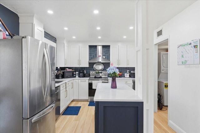 1836 N CRYSTAL LAKE DRIVE 70, Lakeland, FL 33801