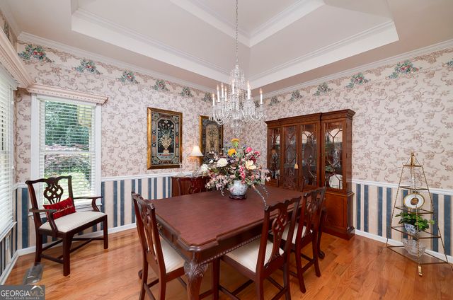 215 Oakwood Lakes Drive, Hampton, GA 30228