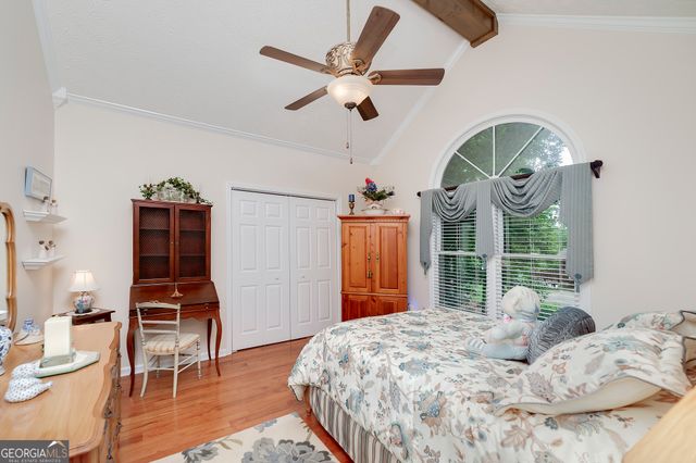 215 Oakwood Lakes Drive, Hampton, GA 30228