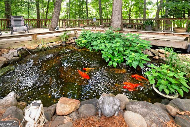 215 Oakwood Lakes Drive, Hampton, GA 30228