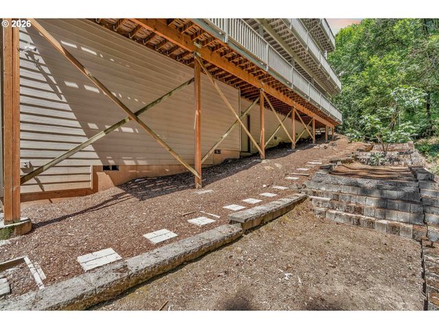 13370 Se WOODLAND Cir, Happy Valley, OR 97086