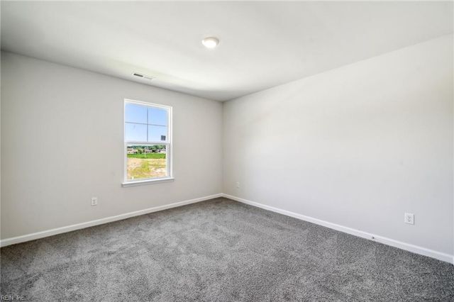 3021 Dalton CIR, Suffolk, VA 23435