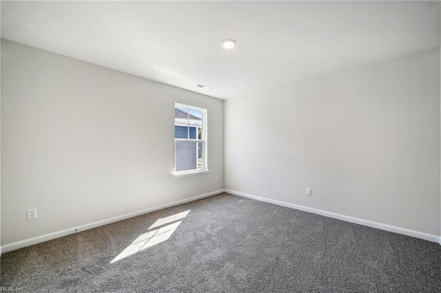3021 Dalton CIR, Suffolk, VA 23435