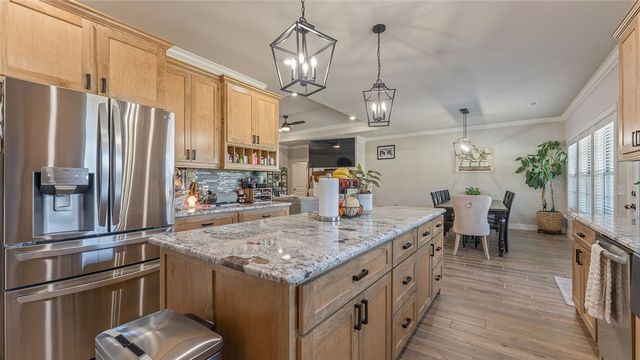 11439 Landers Road, Rogers, AR 72756