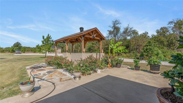 11439 Landers Road, Rogers, AR 72756