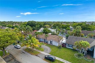 20626 NE 9th Pl, Miami, FL 33179