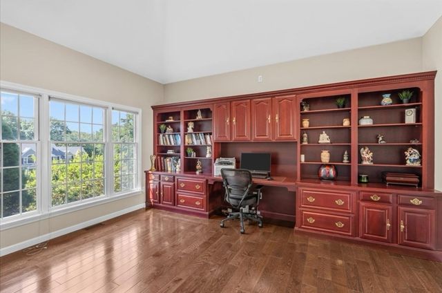 256 Hillcrest Rd, Marshfield, MA 02050
