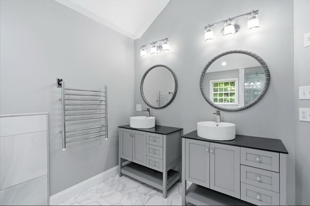 256 Hillcrest Rd, Marshfield, MA 02050