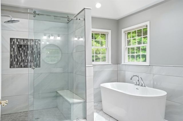 256 Hillcrest Rd, Marshfield, MA 02050