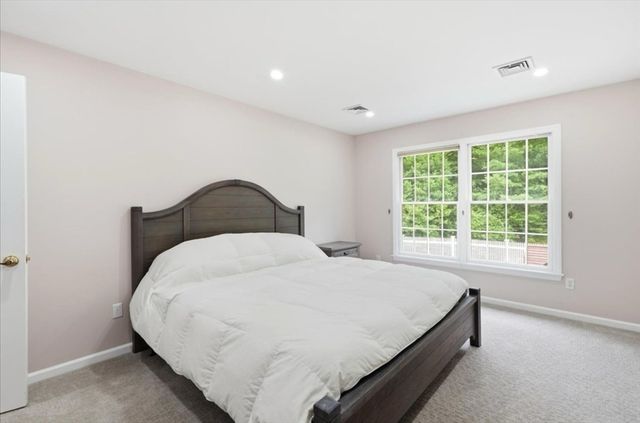 256 Hillcrest Rd, Marshfield, MA 02050