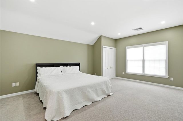 256 Hillcrest Rd, Marshfield, MA 02050
