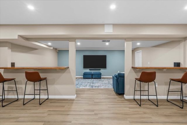 256 Hillcrest Rd, Marshfield, MA 02050