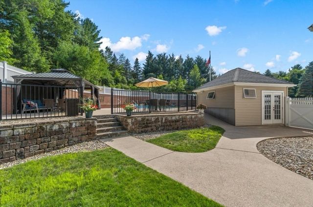 256 Hillcrest Rd, Marshfield, MA 02050