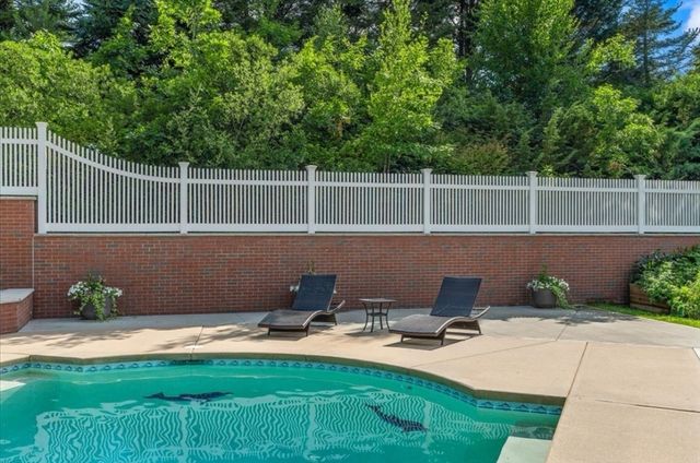 256 Hillcrest Rd, Marshfield, MA 02050