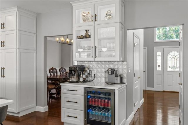 256 Hillcrest Rd, Marshfield, MA 02050