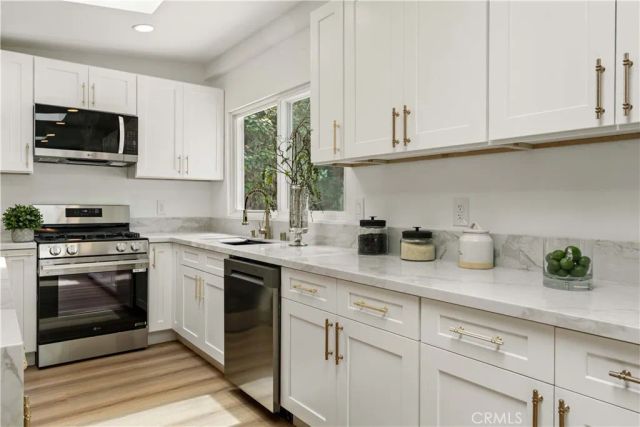 945 Park, Laguna Beach, CA 92651