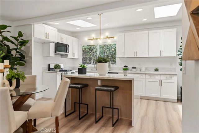 945 Park, Laguna Beach, CA 92651